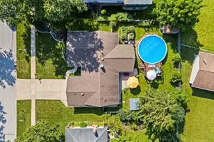 1108 Bradford Ln, Schaumburg, IL 60193 - Photo 4