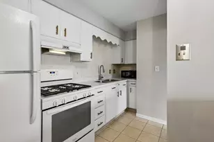 350 Brainerd Ave, Libertyville, IL 60048 - Photo 8