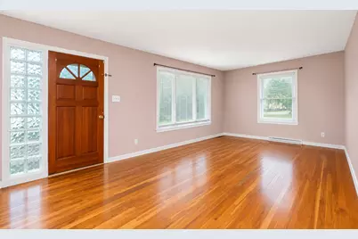 842 N Memorial Drive, Chicago Heights, IL 60411 - Photo 6