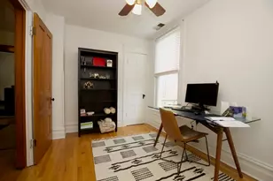 1111 W Roscoe St, Chicago, IL 60657 - Photo 16