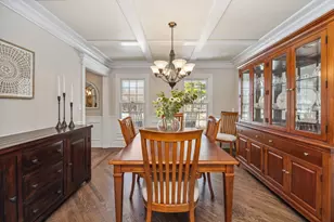 2104 Kenton Ln, Libertyville, IL 60048 - Photo 6