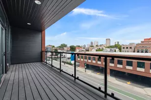 2411 N Lincoln Ave, Chicago, IL 60614 - Photo 16