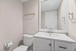 1301 Filly Ln, Bartlett, IL 60103 - Photo 10