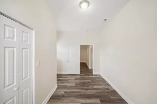 8725 S Constance Ave, Chicago, IL 60617 - Photo 12