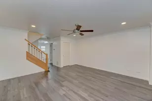219 N Walnut St, Bensenville, IL 60106 - Photo 4
