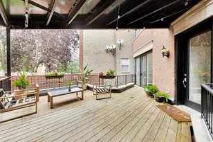 1887 N Poe St, Chicago, IL 60614 - Photo 28