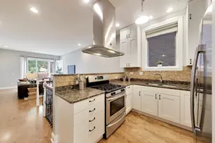 1887 N Poe St, Chicago, IL 60614 - Photo 6