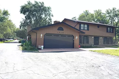 1310 New Lenox Road, Joliet, IL 60433 - Photo 1