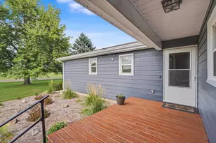 235 W 19th St, Gibson City, IL 60936 - Photo 38