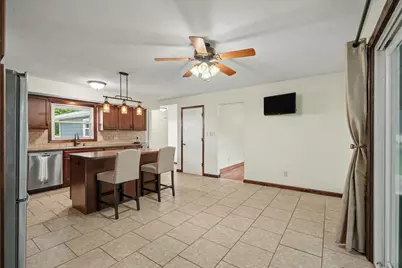 235 W 19th Street, Gibson City, IL 60936 - Photo 8