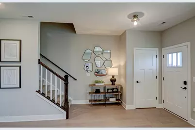 5042 Cedar Drive, Naperville, IL 60564 - Photo 2