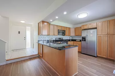 [Address not provided], Gurnee, IL 60031 - Photo 14