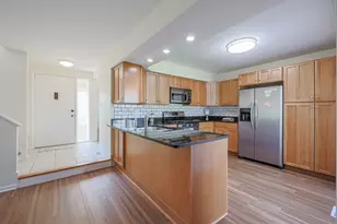 [Address not provided], Gurnee, IL 60031 - Photo 14