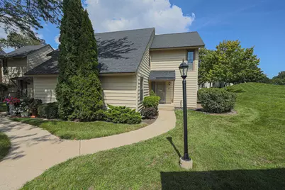 [Address not provided], Gurnee, IL 60031 - Photo 2