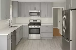 5939 N Melvina Ave, Chicago, IL 60646 - Photo 2