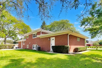910 E Kimber Lane, Arlington Heights, IL 60005 - Photo 30