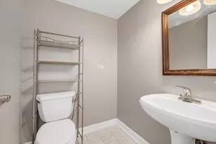 223 Willow Ln, Bloomingdale, IL 60108 - Photo 14