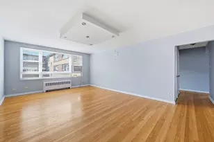 6112 N Damen Ave, Chicago, IL 60659 - Photo 4