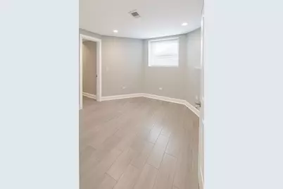 3320 W Beach Avenue #G, Chicago, IL 60651 - Photo 6