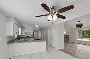 10467 W Chaplin Ave, Beach Park, IL 60099 - Photo 12