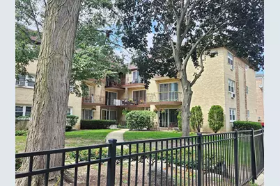 5218 N Delphia Avenue #309, Chicago, IL 60656 - Photo 2