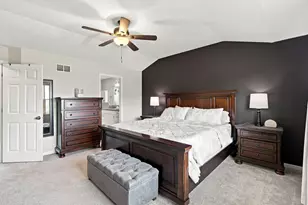 267 Garrett Cir, Carol Stream, IL 60188 - Photo 18