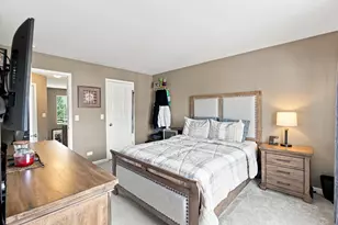267 Garrett Cir, Carol Stream, IL 60188 - Photo 26