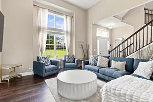 267 Garrett Cir, Carol Stream, IL 60188 - Photo 4
