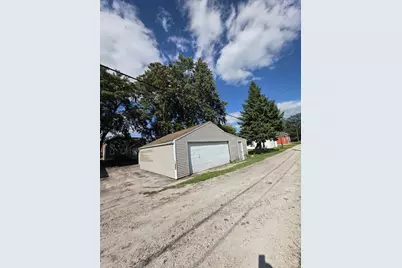 705 E Kent Street, Streator, IL 61364 - Photo 22