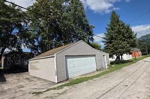 705 E Kent St, Streator, IL 61364 - Photo 22