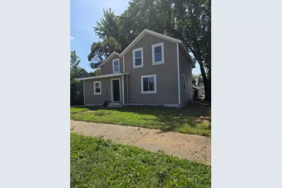 705 E Kent Street, Streator, IL 61364 - Photo 1