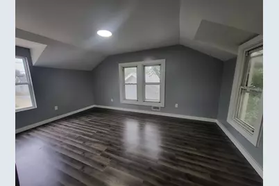 705 E Kent Street, Streator, IL 61364 - Photo 16
