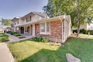 1409 Tinnerella Ave, Streamwood, IL 60107 - Photo 2