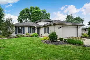 8211 Sawyer Ct, Darien, IL 60561 - Photo 2