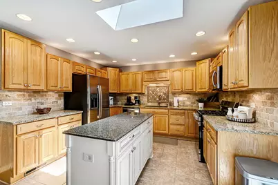 8211 Sawyer Court, Darien, IL 60561 - Photo 6