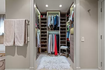911 Queens Lane, Glenview, IL 60025 - Photo 22