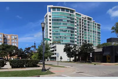 1570 Elmwood Avenue #706, Evanston, IL 60201 - Photo 1