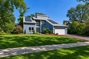 3007 Monterey Dr, Flossmoor, IL 60422 - Photo 2