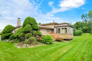 8024 Baldwin Trail, Hickory Hills, IL 60457 - Photo 2