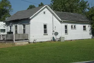 406 W Main St, Norris City, IL 62869 - Photo 8