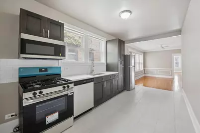 7730 S Essex Avenue, Chicago, IL 60649 - Photo 8