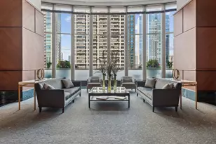 100 E Huron St, Chicago, IL 60611 - Photo 2