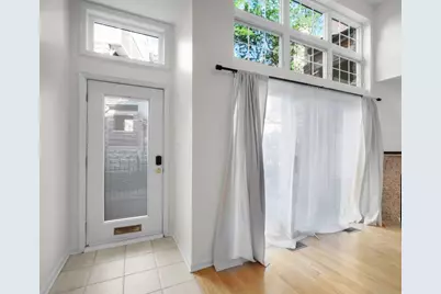 4934 S Cornell Avenue #G, Chicago, IL 60615 - Photo 6