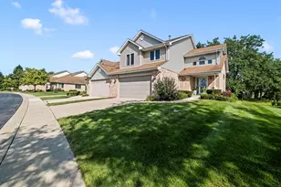 157 Harper Ln, Lemont, IL 60439 - Photo 2
