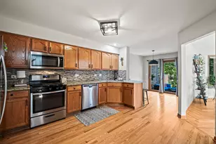 157 Harper Ln, Lemont, IL 60439 - Photo 8