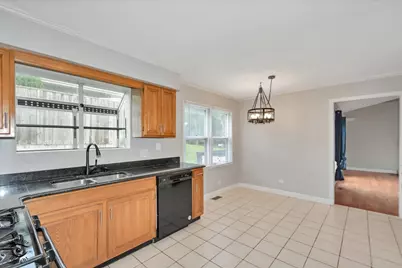 8348 Adbeth Avenue, Woodridge, IL 60517 - Photo 18