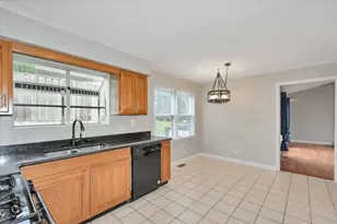 8348 Adbeth Ave, Woodridge, IL 60517 - Photo 18
