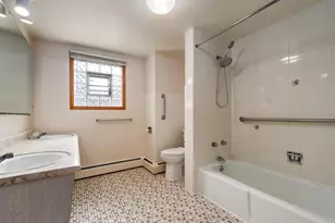 5732 W Patterson Ave, Chicago, IL 60634 - Photo 14