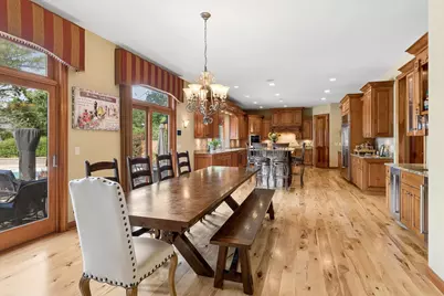 29W280 Hartman Drive, Naperville, IL 60564 - Photo 8