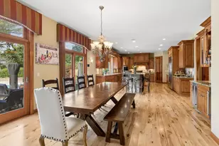 29W280 Hartman Dr, Naperville, IL 60564 - Photo 8